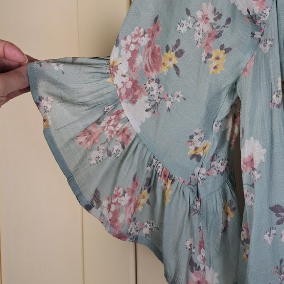 MOD Lusive Women's Floral Green 3/4 Ruffle Sleeve Blouse Boho Size Large - Picture 8 of 10